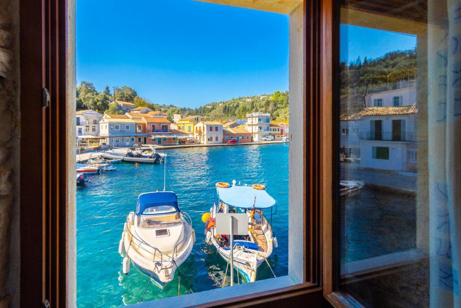 LongósSpiros Jetty House公寓 外观 照片